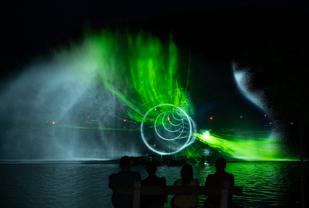 Abstrakte Projektion auf Water Screen