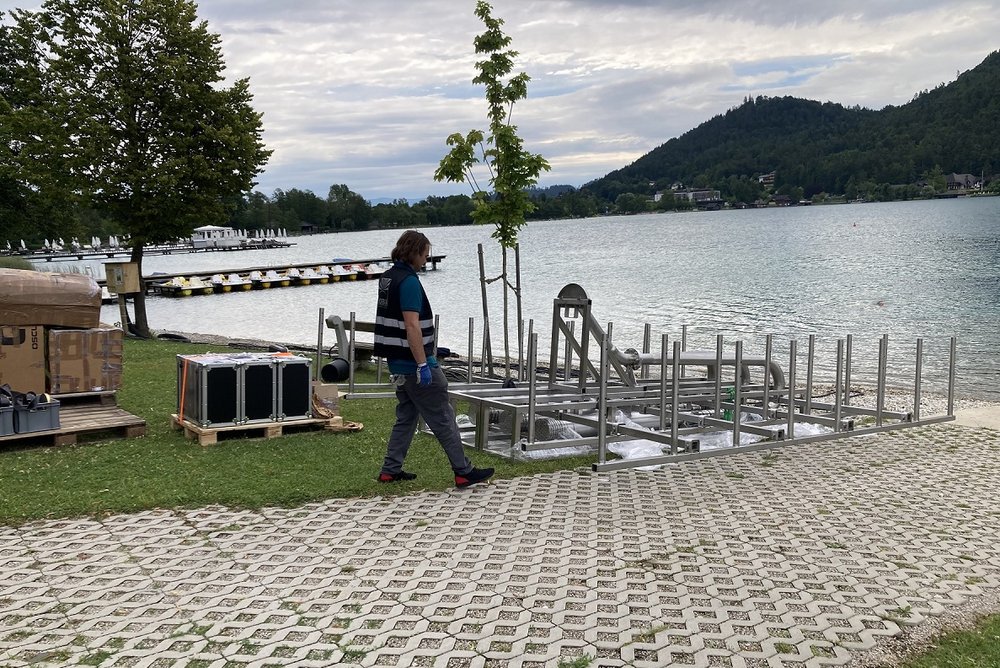 Water Screen aufgebaut